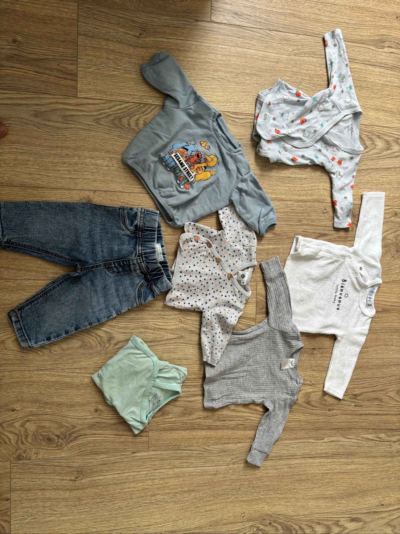 Lote de roupas do nascimento a 1 mês – photo 4